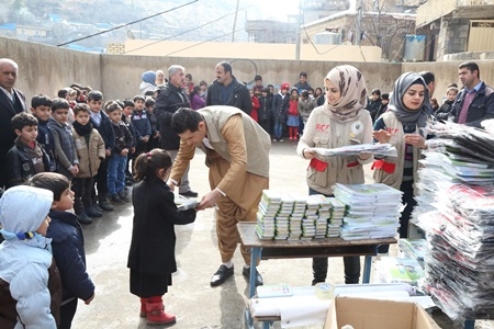 ١٢ قوتابخانە لە تەوێڵە و بیارە ھاوکاری کران
